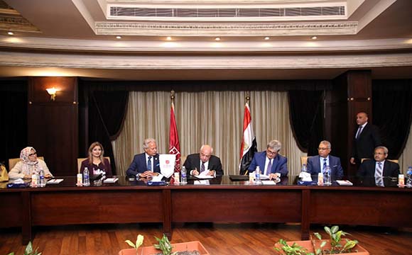 FUTURE UNIVERSITY SIGNS MoU'S WITH THE EGYPTIAN ORGANIZATION FOR HUMAN RIGHTS AND THE ARAB ORGANIZATION FOR HUMAN RIGHTS